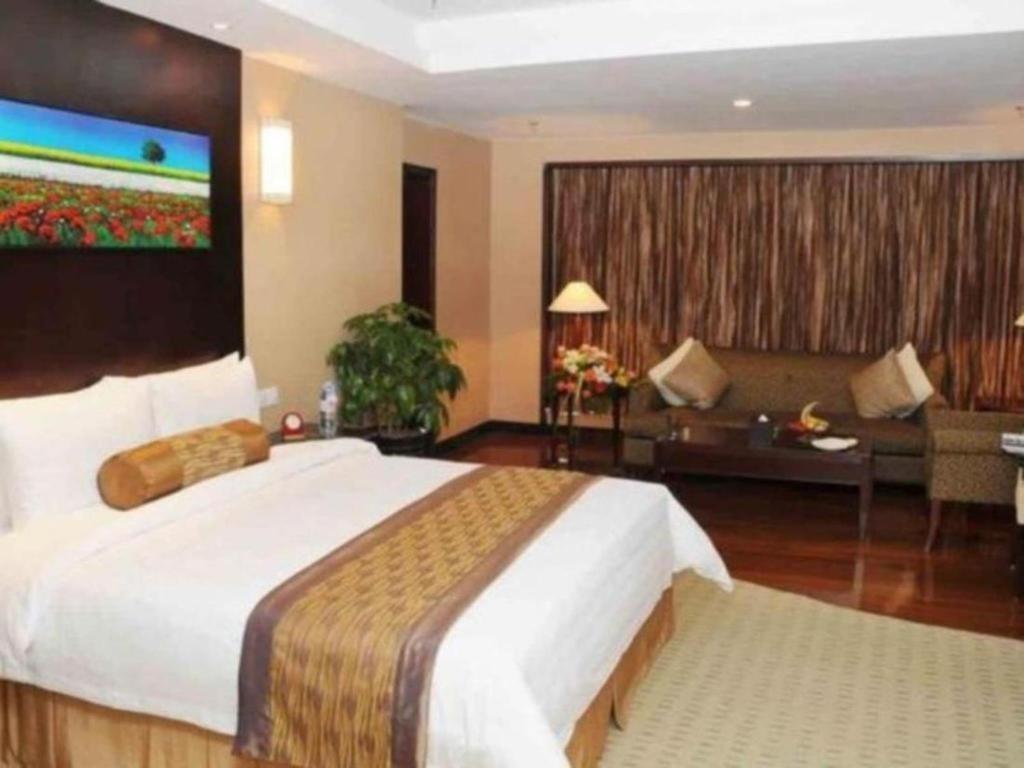 Qingdao Blue Horizon Hotel Laoshan Екстер'єр фото