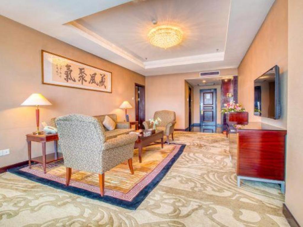 Qingdao Blue Horizon Hotel Laoshan Екстер'єр фото