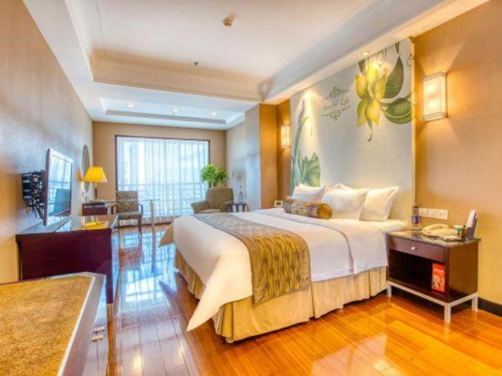 Qingdao Blue Horizon Hotel Laoshan Екстер'єр фото