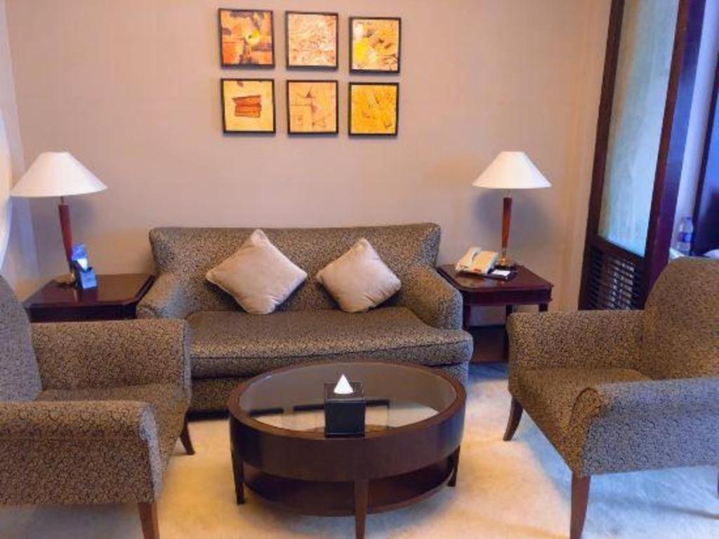 Qingdao Blue Horizon Hotel Laoshan Екстер'єр фото