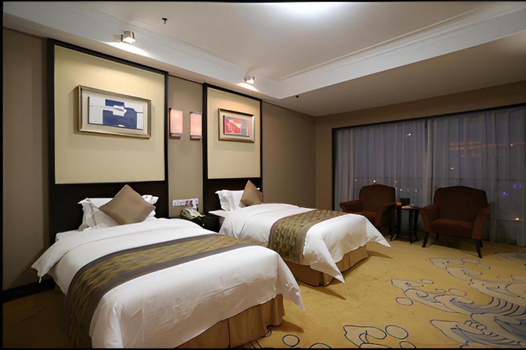 Qingdao Blue Horizon Hotel Laoshan Екстер'єр фото