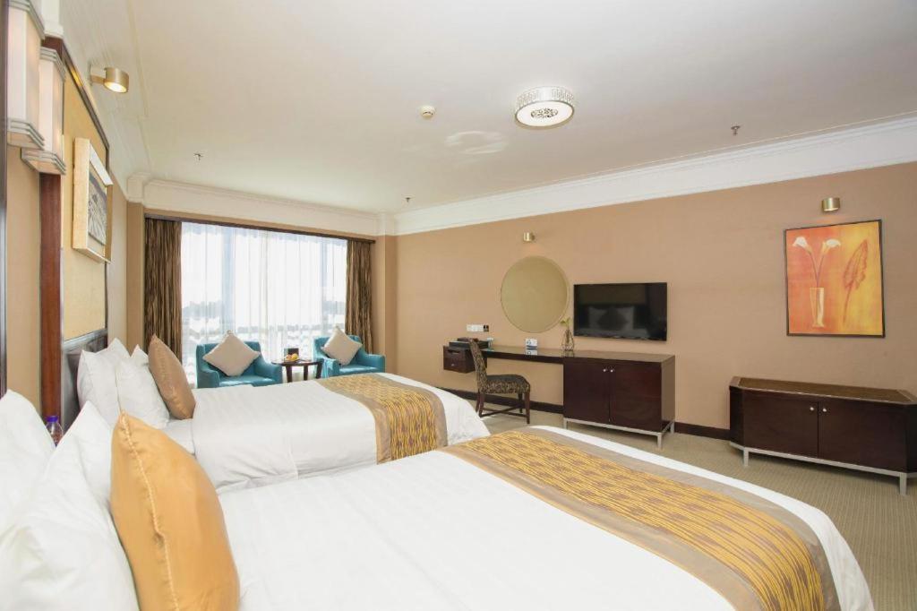 Qingdao Blue Horizon Hotel Laoshan Екстер'єр фото