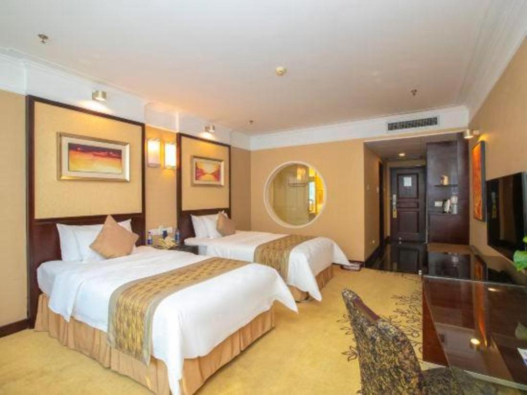 Qingdao Blue Horizon Hotel Laoshan Екстер'єр фото
