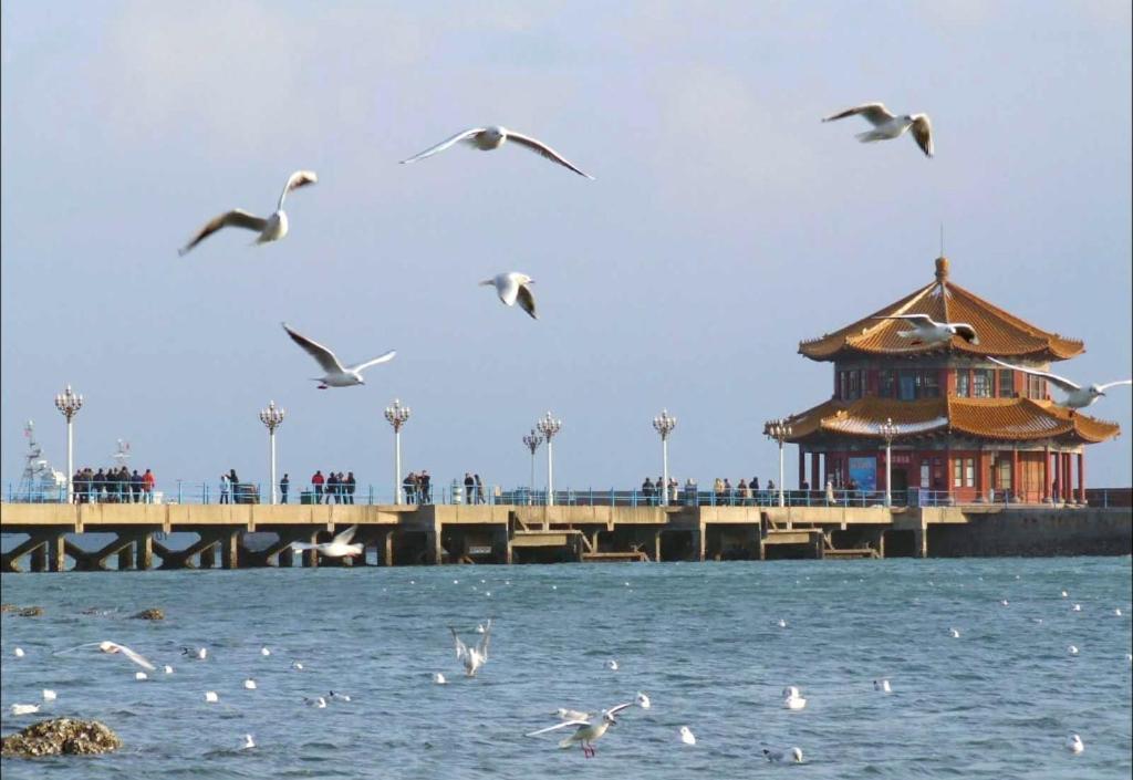 Qingdao Blue Horizon Hotel Laoshan Екстер'єр фото